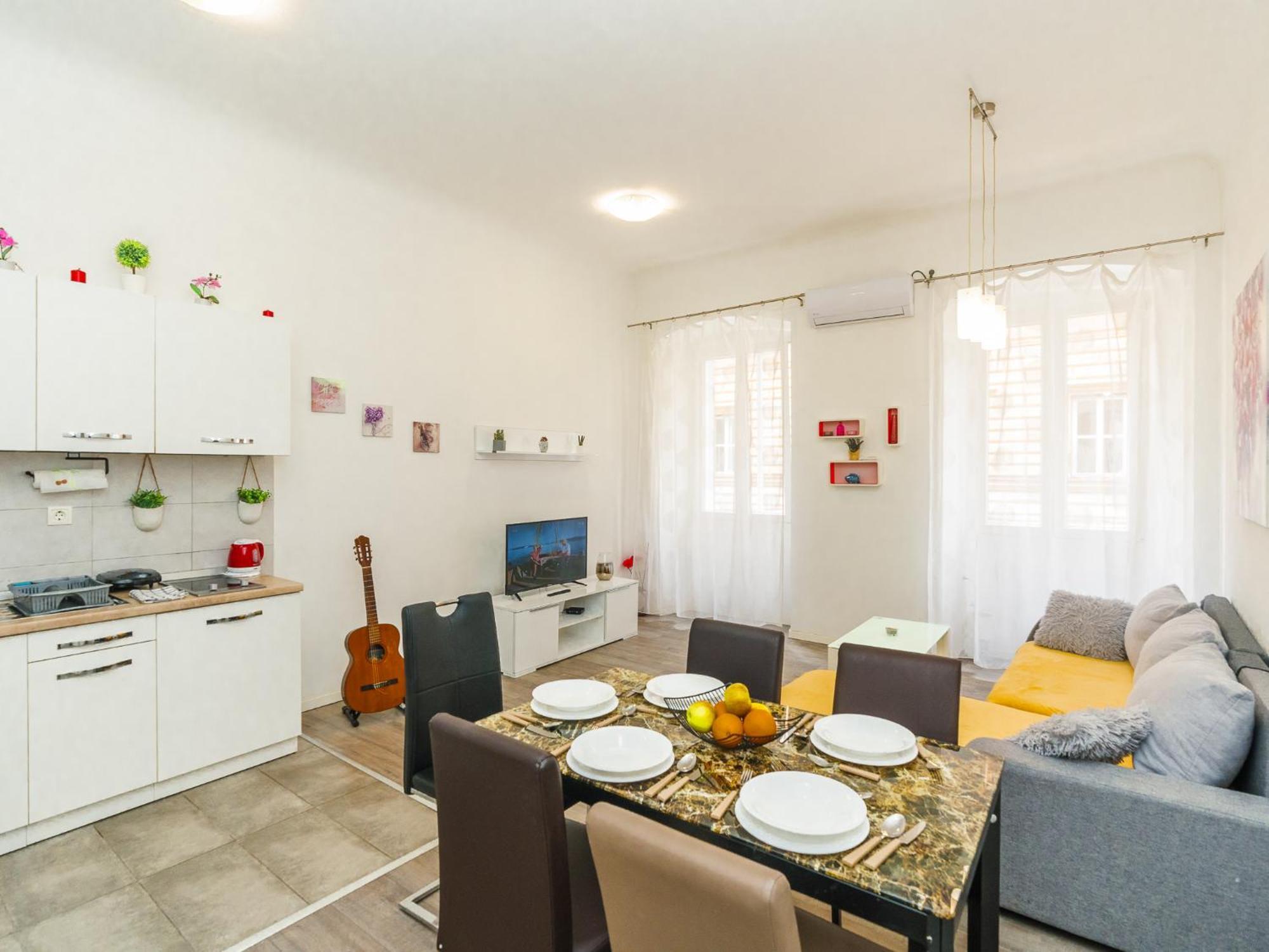 Apartments Lucija & Katia Fiume Esterno foto